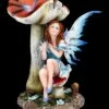 Elfen Figur Mit Schmetterlingen Unter Pilz -FIGUREN Verkäufe 2D FS24290 Elfen Figur mit Schmetterlingen unter Pilz 1 1280x1280