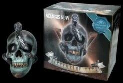 NEMESIS NOW Totenkopf Mit Schlange - Serpentine Fate 11 NEMESIS NOW Totenkopf Mit Schlange - Serpentine Fate -FIGUREN Verkäufe 2D FS24999 Totenkopf mit Schlange Serpentine Fate 11 1280x1280