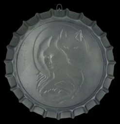 Blechschild Kronkorken - Wolf Kriegerin -FIGUREN Verkäufe 2D FS26563 Blechschild Kronkorken Wolf Kriegerin 3 1280x1280