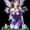 Elfen Figur Klein Lila - Kristana Mit Kristallen 2 Elfen Figur Klein Lila - Kristana Mit Kristallen -FIGUREN Verkäufe 2D FS26952 Elfen Figur klein lila Kristana mit Kristallen 1 1280x1280