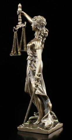 Kleine Justitia Figur Mit Waage Und Schwert -FIGUREN Verkäufe 4474 2 justitia figur 2 1280x1280