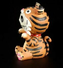 Große Furry Bones Figur - Tigrrr -FIGUREN Verkäufe 9904 1 furrybones tigrrr 1 1280x1280