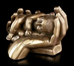 Baby Figur In Händen - Sweet Dreams - Love Is Blue -FIGUREN Verkäufe Baby Figur Sweet Dreams Love Is Blue 2 1280x1280