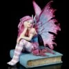 Elfen Figur - Book Fairy 1 Elfen Figur - Book Fairy -FIGUREN Verkäufe Book Fairy Figur Elfe Jasmin Auf Buch Sitzend 1280x1280