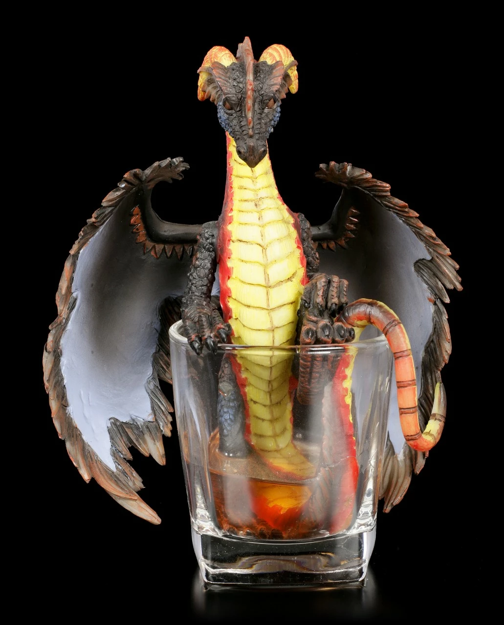 Drachen Figur Im Rum Glas 4 Drachen Figur Im Rum Glas – Bild 2