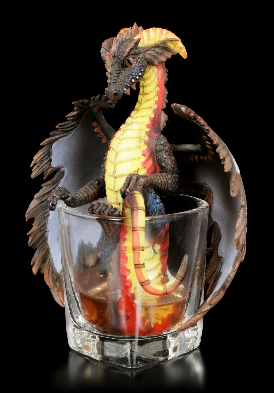 Drachen Figur Im Rum Glas 5 Drachen Figur Im Rum Glas – Bild 3