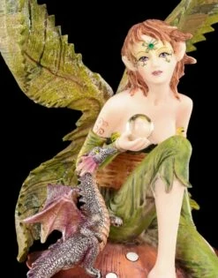 Elfen Figur - Dracolia Mit Blätterflügeln Und Drache 22 Elfen Figur - Dracolia Mit Blätterflügeln Und Drache -FIGUREN Verkäufe Elfe Auf Pilz 9 1280x1280