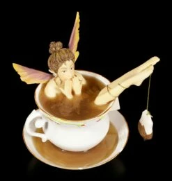Elfe In Tasse Figur - Tea Bath 11 Elfe In Tasse Figur - Tea Bath -FIGUREN Verkäufe Elfe In Tasse Figur Tea Bath 4 1280x1280