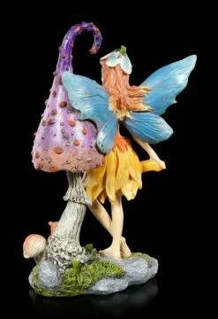 Elfen Figur - Nienna Mit Pilz Und Eichhörnchen 12 Elfen Figur - Nienna Mit Pilz Und Eichhörnchen -FIGUREN Verkäufe Elfen Figur Nienna Mit Pilz Und Eichhoernchen 3 1280x1280