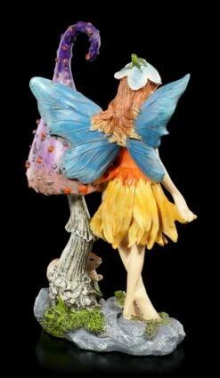 Elfen Figur - Nienna Mit Pilz Und Eichhörnchen 13 Elfen Figur - Nienna Mit Pilz Und Eichhörnchen -FIGUREN Verkäufe Elfen Figur Nienna Mit Pilz Und Eichhoernchen 4 1280x1280