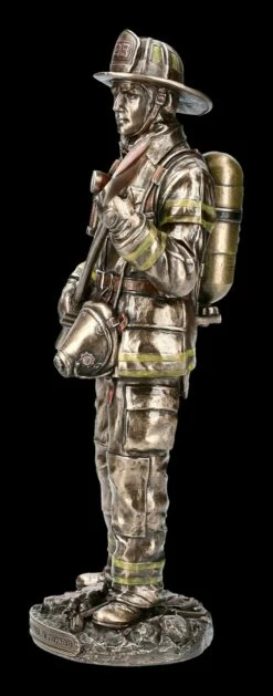 Feuerwehrmann Figur Mit Axt Und Sauerstoffflasche -FIGUREN Verkäufe FS12351 Feuerwehrmann Figur mit Axt und Sauerstoffflasche 3 1280x1280