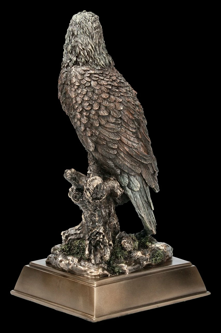 Adler Figur Sitzend Auf Ast 6 Adler Figur Sitzend Auf Ast – Bild 4