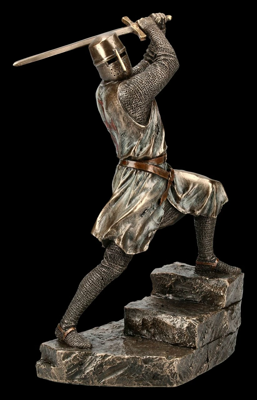 Tempelritter Figur Mit Zweihänder Schwert 5 Tempelritter Figur Mit Zweihänder Schwert – Bild 3