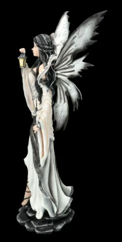 Elfenfigur XL - Formenis Mit Zauberstab Und Laterne 12 Elfenfigur XL - Formenis Mit Zauberstab Und Laterne -FIGUREN Verkäufe FS26377 Elfenfigur XL Formenis mit Zauberstab und Laterne 4 1280x1280