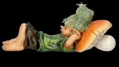 Pixie Kobold Figur - Schlafend Mit Pilz-Kissen -FIGUREN Verkäufe FS26435 Pixie Kobold Figur Schlafend mit Pilz Kissen 6 1280x1280