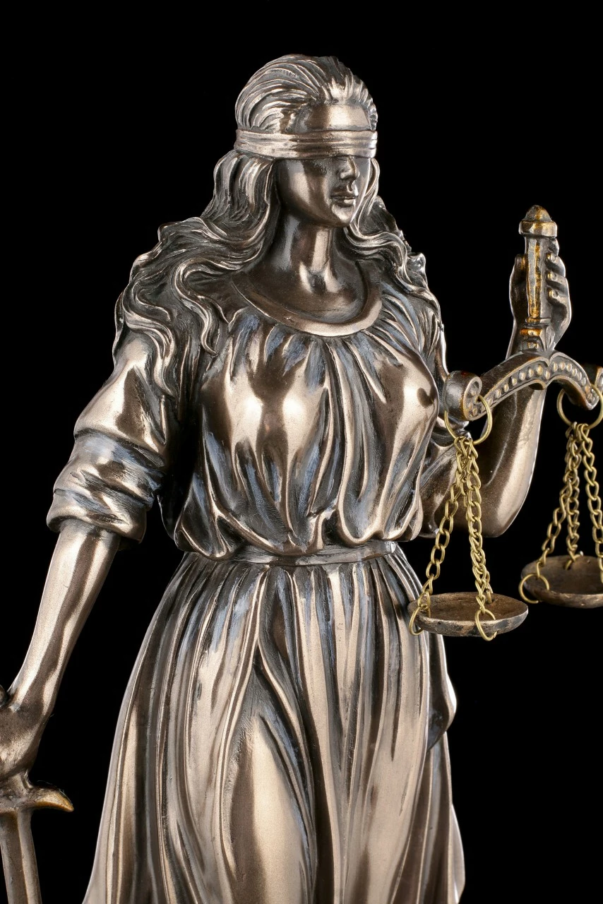 Justitia Wandrelief Mit Waage Und Schwert 6 Justitia Wandrelief Mit Waage Und Schwert – Bild 4