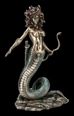 Medusa Figur Mit Schlangen Bogen