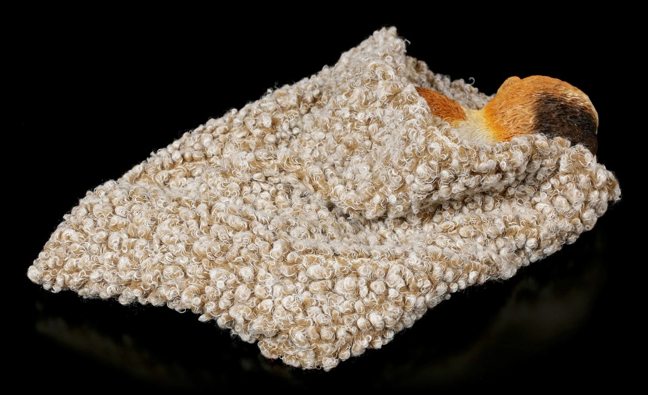 Katzen Figur Schlafend In Graue Decke Eingewickelt 6 Katzen Figur Schlafend In Graue Decke Eingewickelt – Bild 4