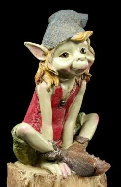 Pixie Figuren - Sitzen Auf Dem Baumstamm - 2er Set -FIGUREN Verkäufe Pixie Figuren Baumstamm 5 1280x1280