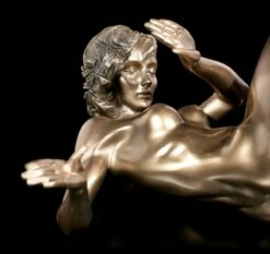 Weibliche Akt Figur - Am Boden Liegend -FIGUREN Verkäufe Weibliche Akt Figur Am Boden Liegend 5 1280x1280